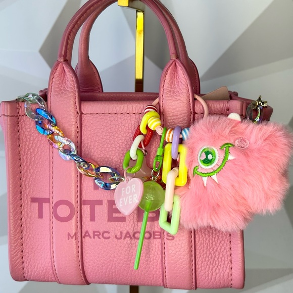 CUTE! Monster Pink Faux Fur Keychain Bag Backpack Phone Charm Star Y2K Gyaru - Picture 2 of 4